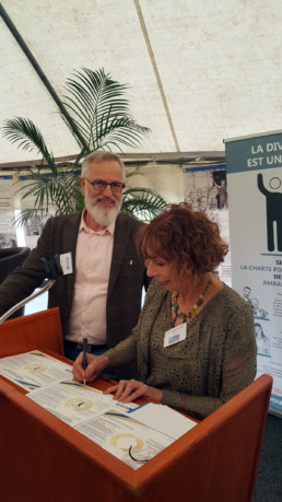 ligue-enseignement-signature-charte-ligue-40